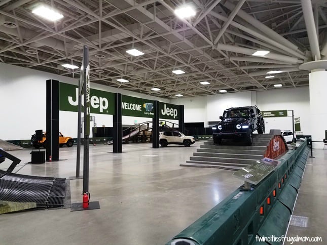 Jeep obstacle course at the Twin Cities Auto Show