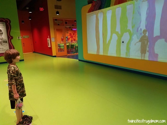 Crayola Experience Mall of America Clay Rainbow Rain