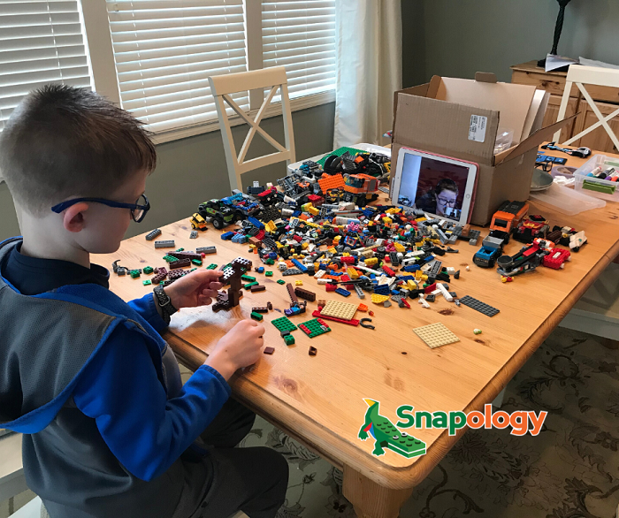 Snapology table