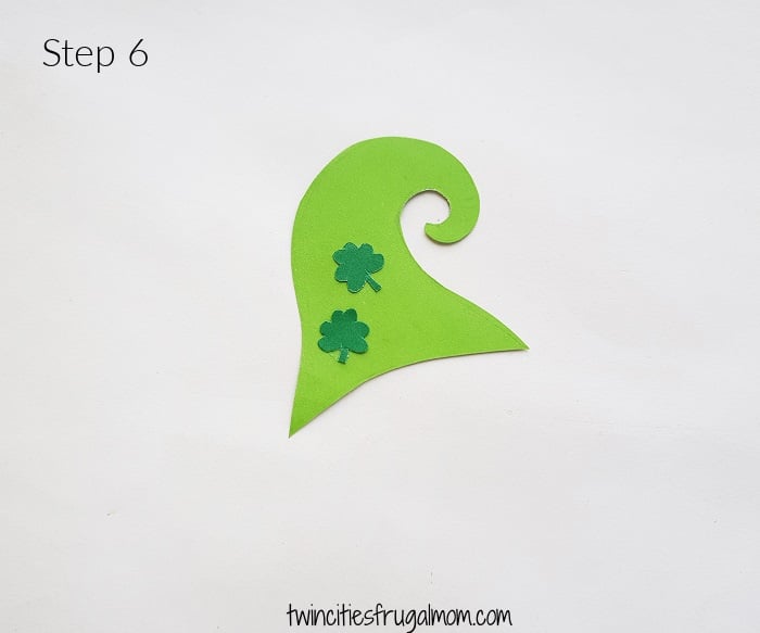 Leprechaun Gnome Paper Craft Step 6