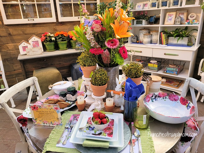 Bachman's Spring Floral Table