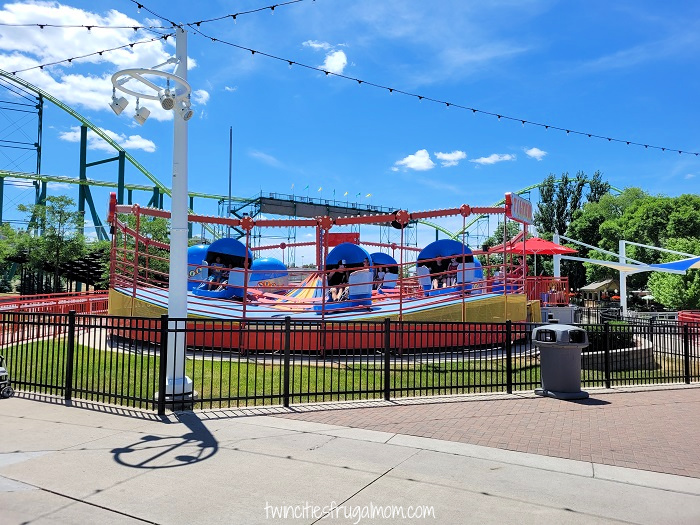 Valleyfair Tilt a Whirl