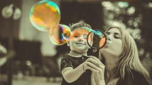 mom kid bubbles