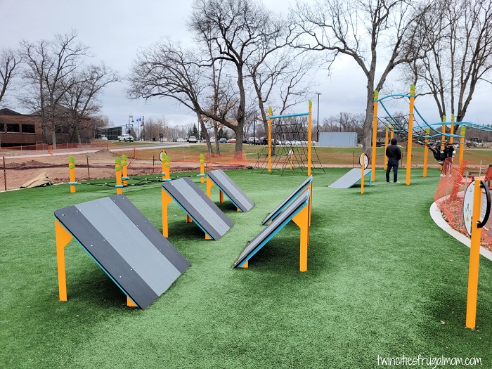 shoreview commons playground obstacle course
