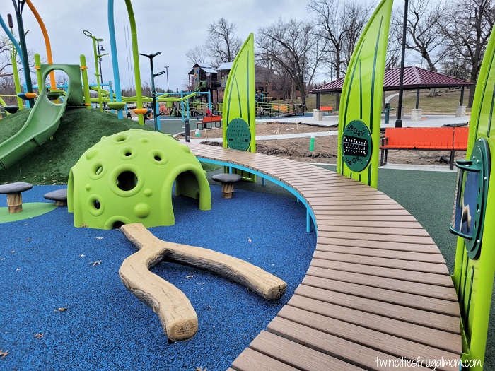 shoreview commons playground