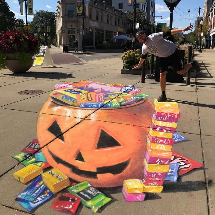 lets chalk monticello pumpkin art