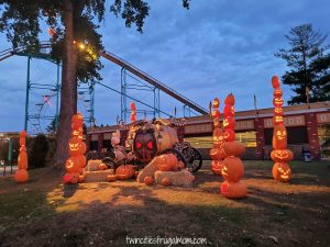 valleyfair lighted pumpkins