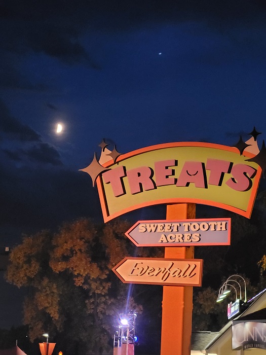 valleyfair tricks moon