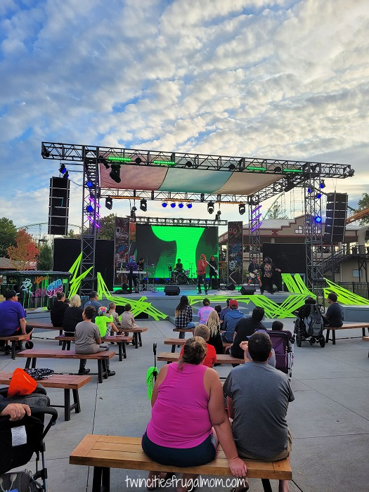 valleyfair tricks treats stage