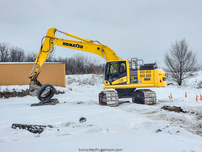 extreme sandbox excavator tire