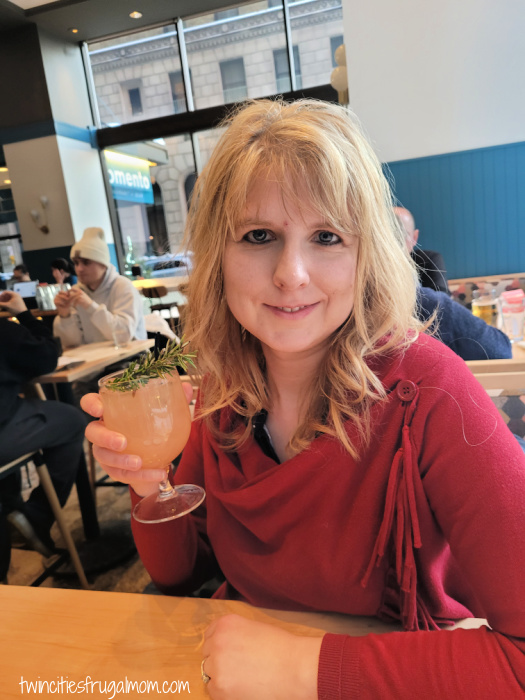 momento drink date night