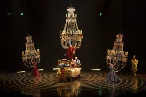 cirque corteo lamps