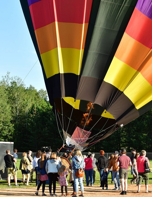 sweet kismet hot air balloons on ground