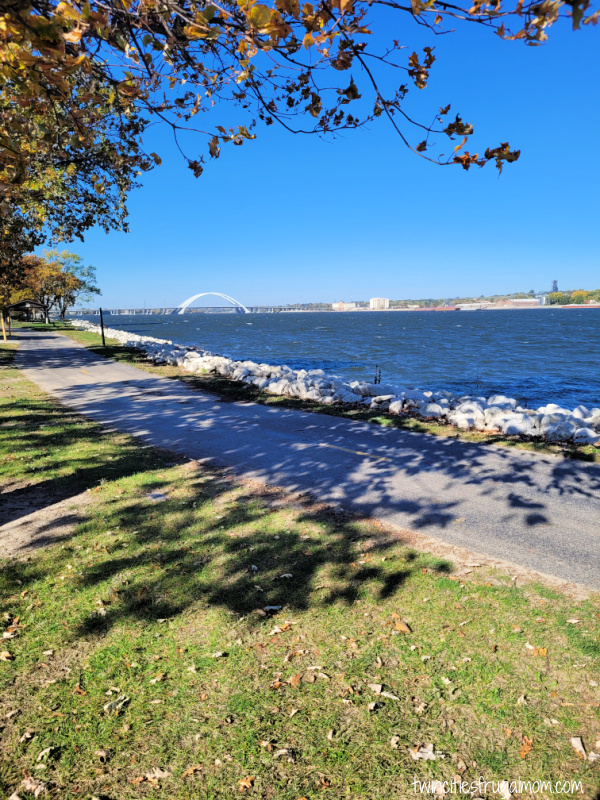 great river trail moline