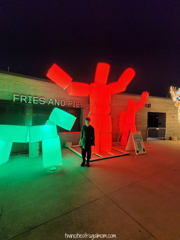 glow roblox lights