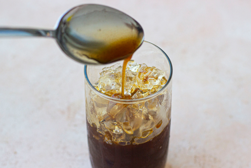 starbucks apple crisp shaken expresso step 6