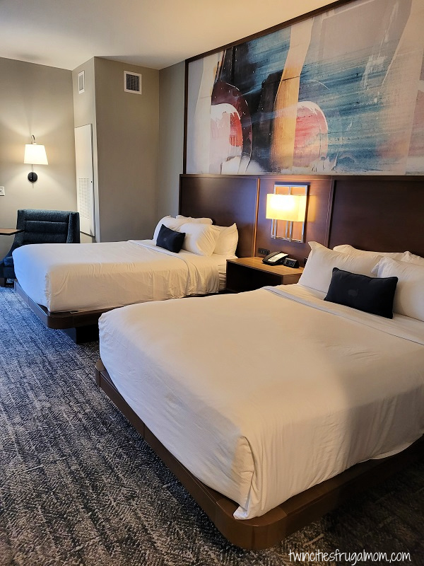 cambria hotel quad cities room