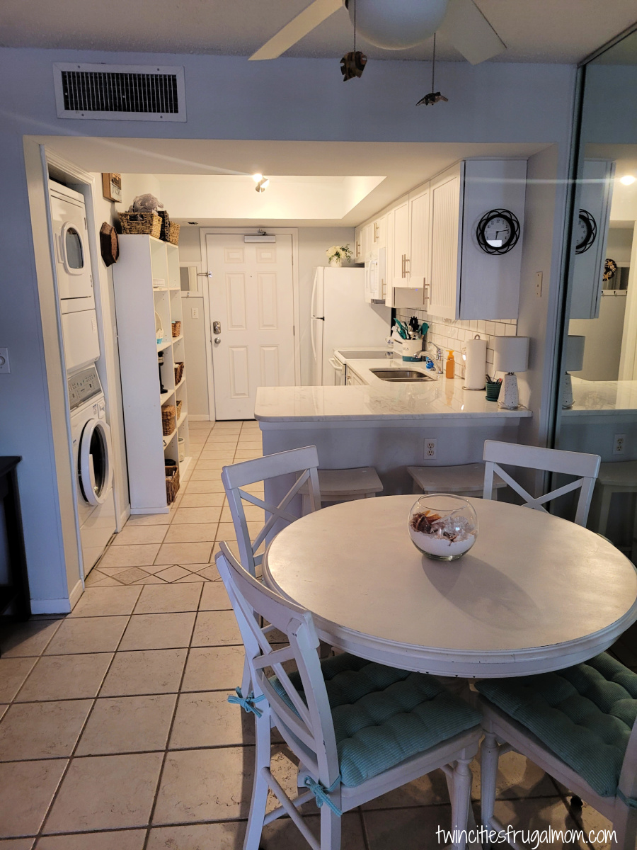 gulf shores condo kitchen
