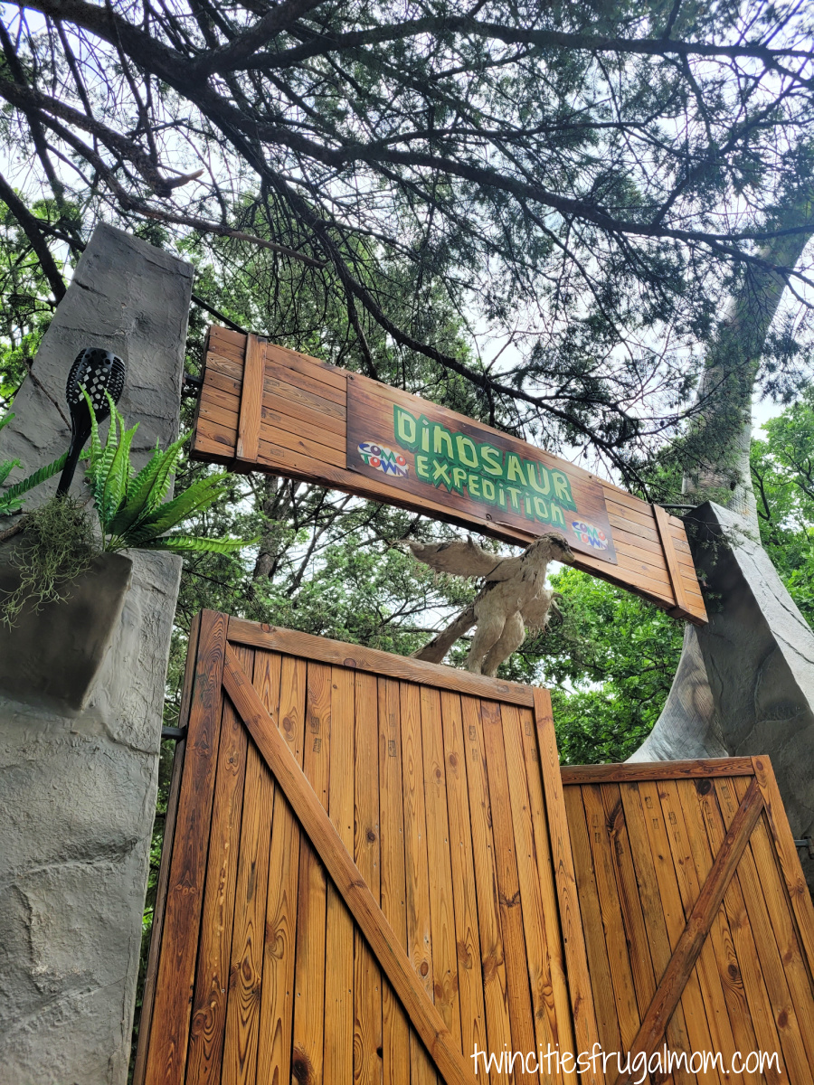 dinosaur adventure como town