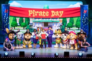 paw patrol live pirate cast