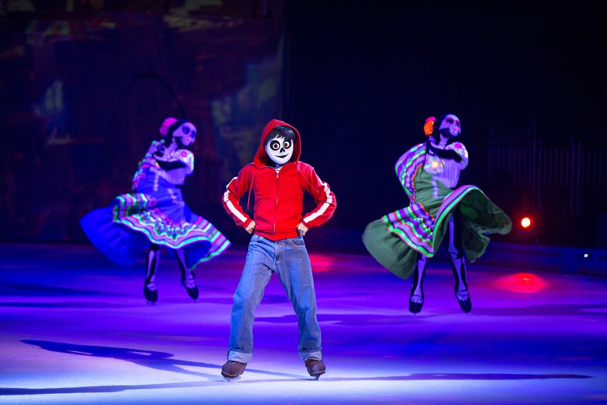 Disney on Ice Into the Magic Coco