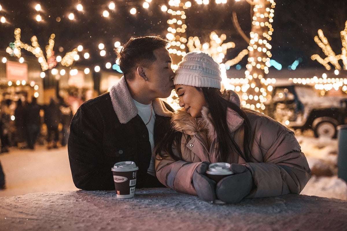 Sams Christmas Village Romance