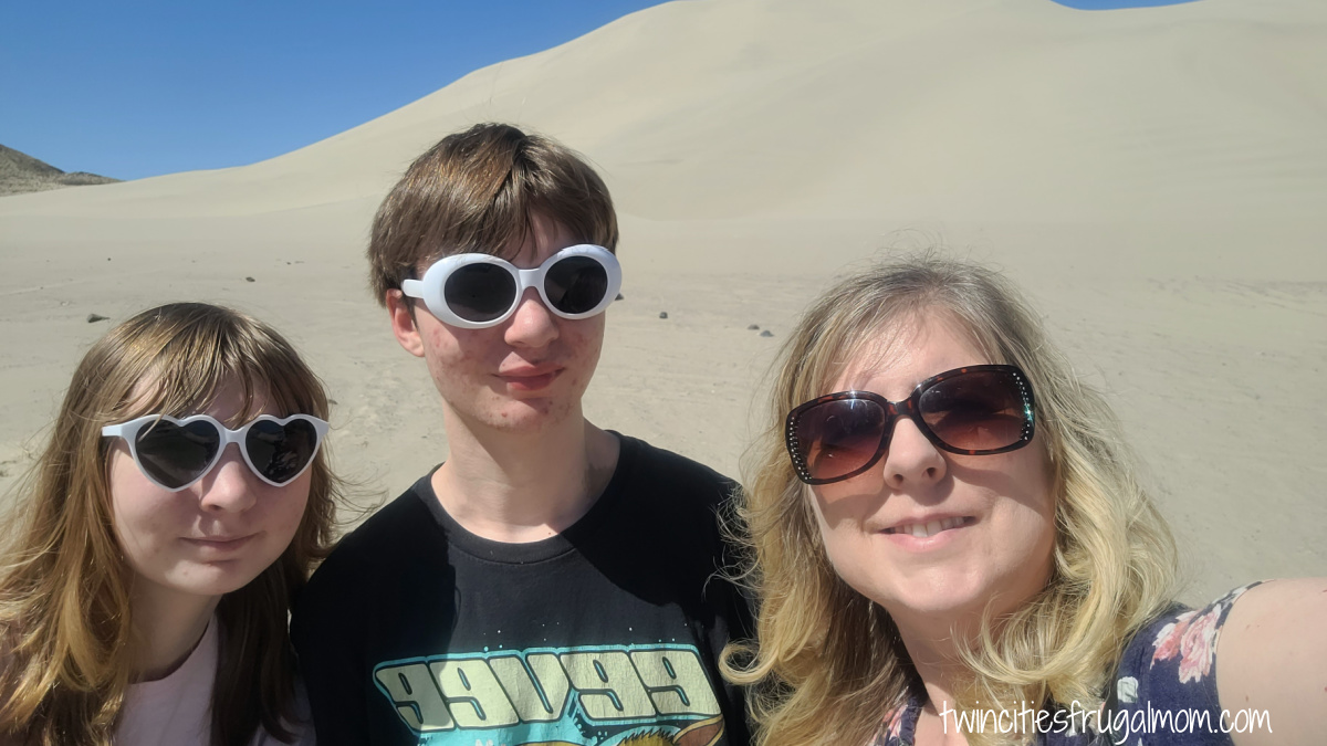 Nevada sand mountain selfie