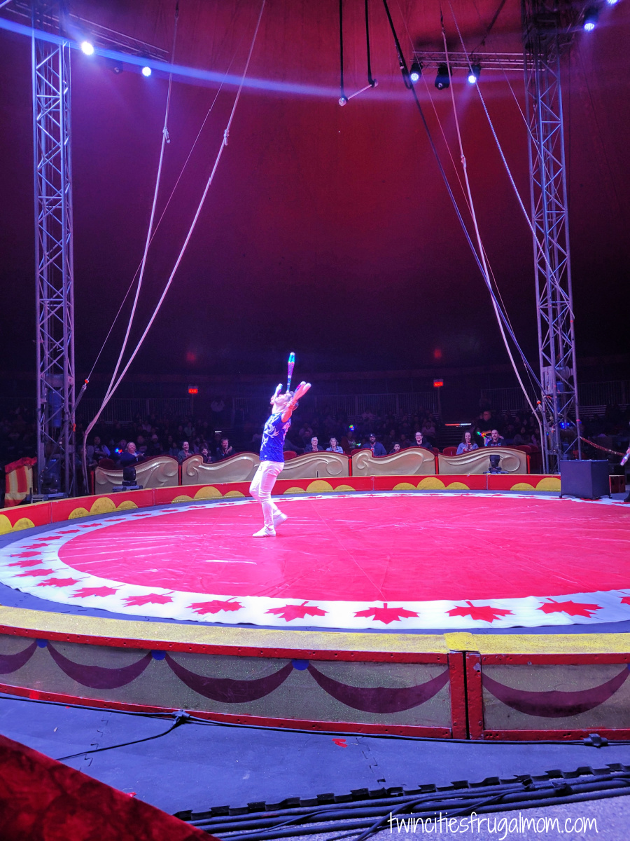 Royal Circus Juggler 2025