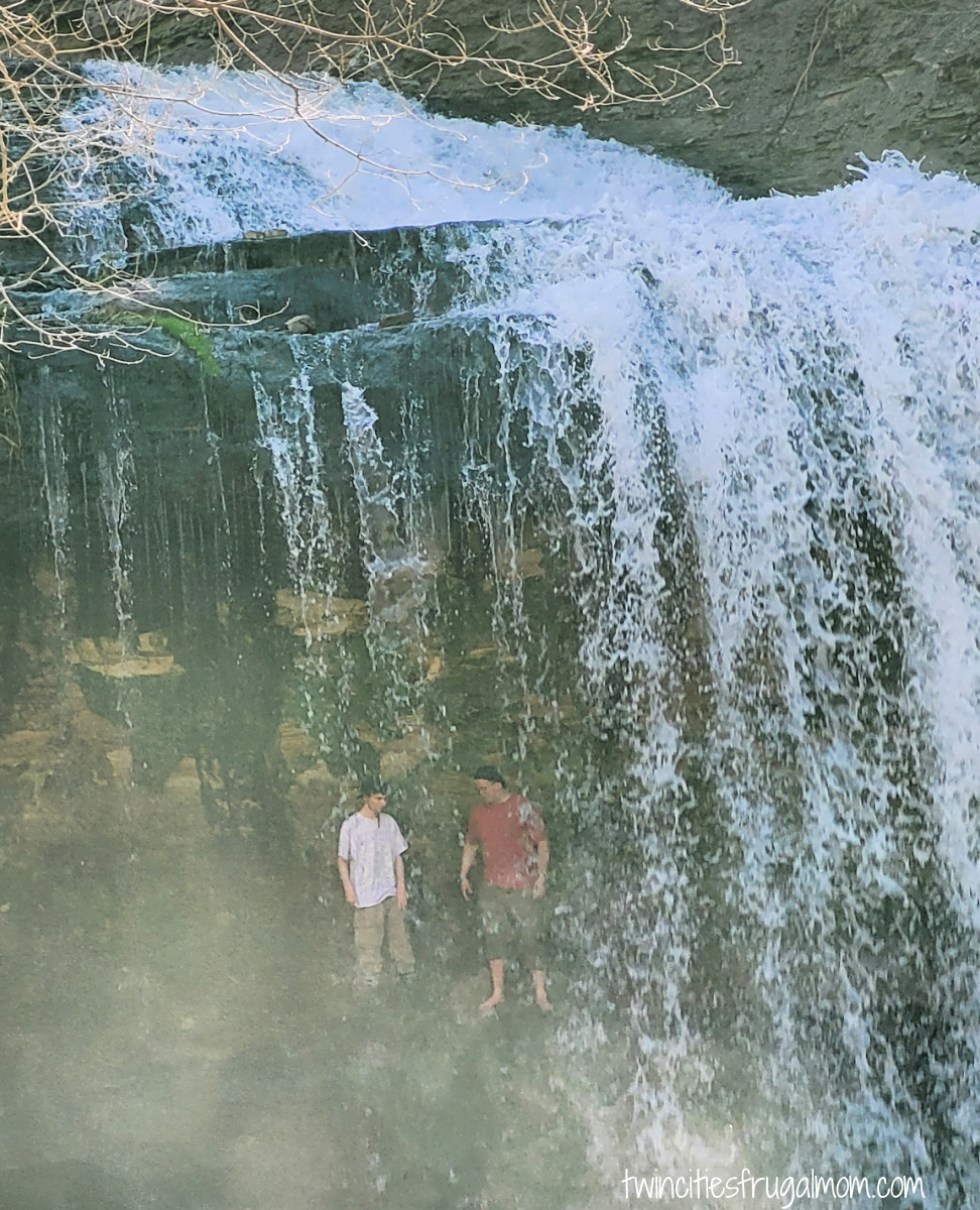 Cascade Falls climbers