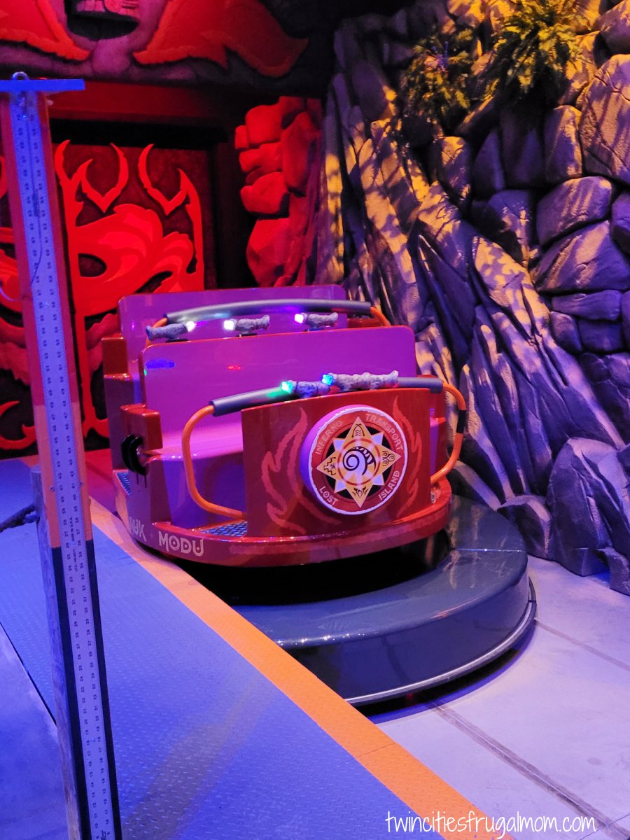 Lost Island Volkanu Car