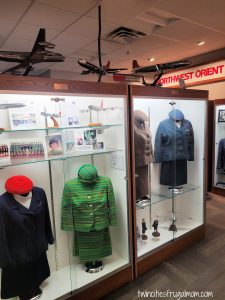 Northwest Airlines uniforms