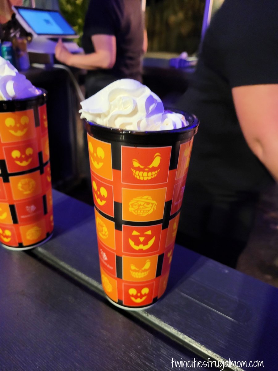 Jack o Lantern MN Zoo Drink