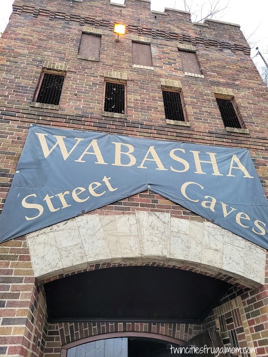 wabasha street caves entrance