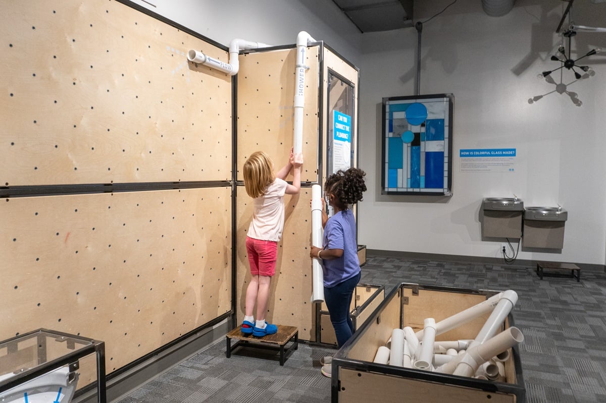 The Works build girls