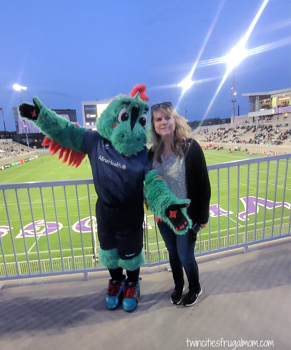 MN Aurora FC mascot