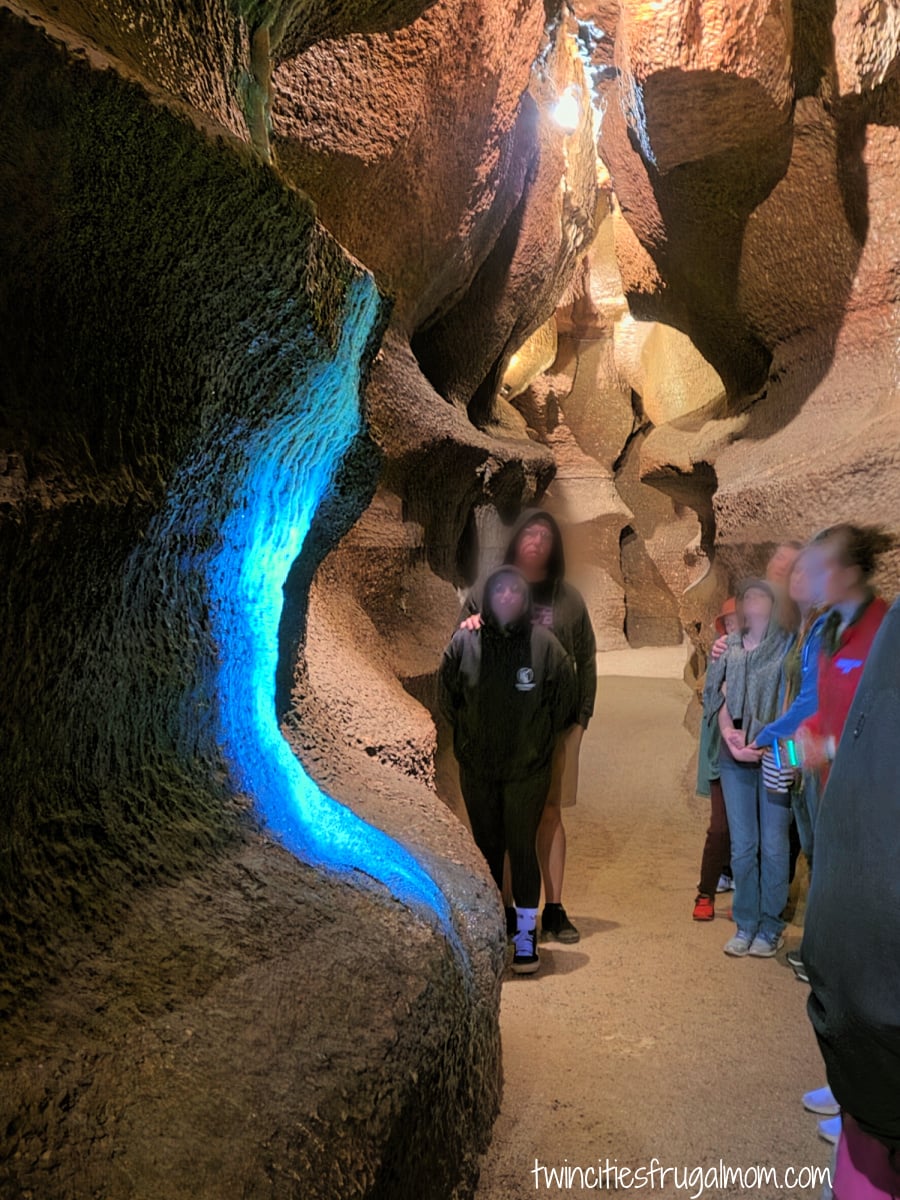 Niagara Cave blue