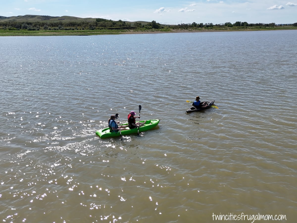 Lake Sakakawea 3 kayaks active