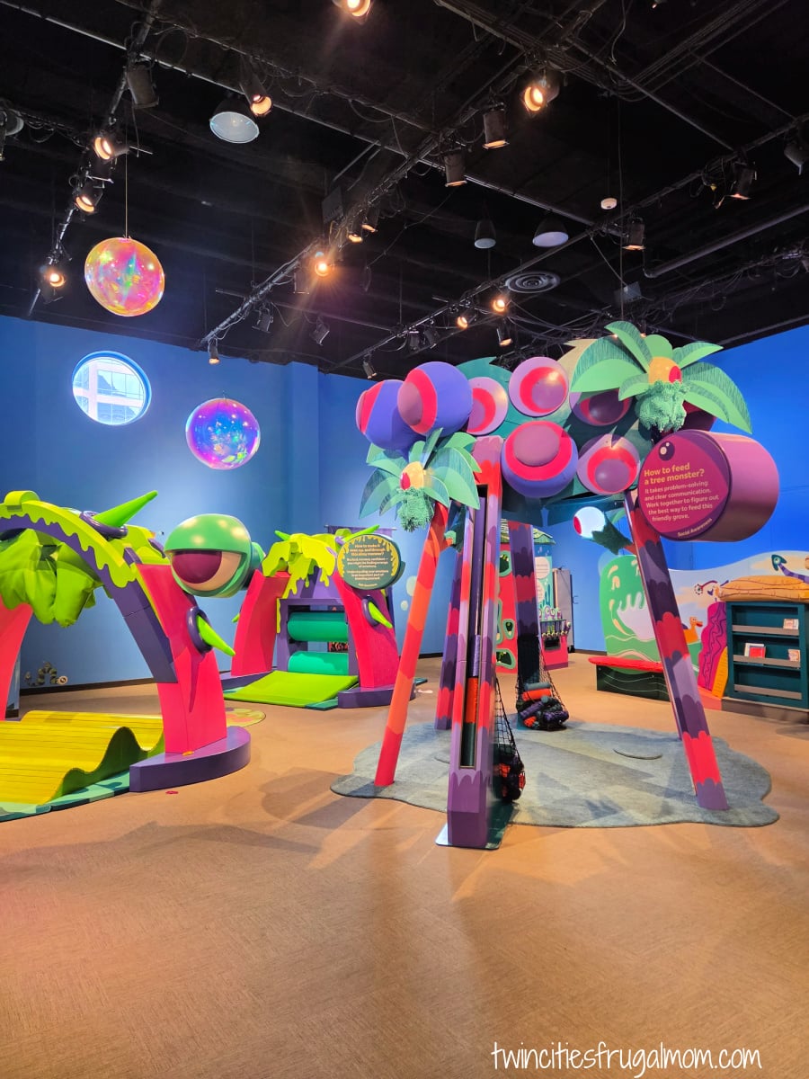 MCM Monsters Vacation