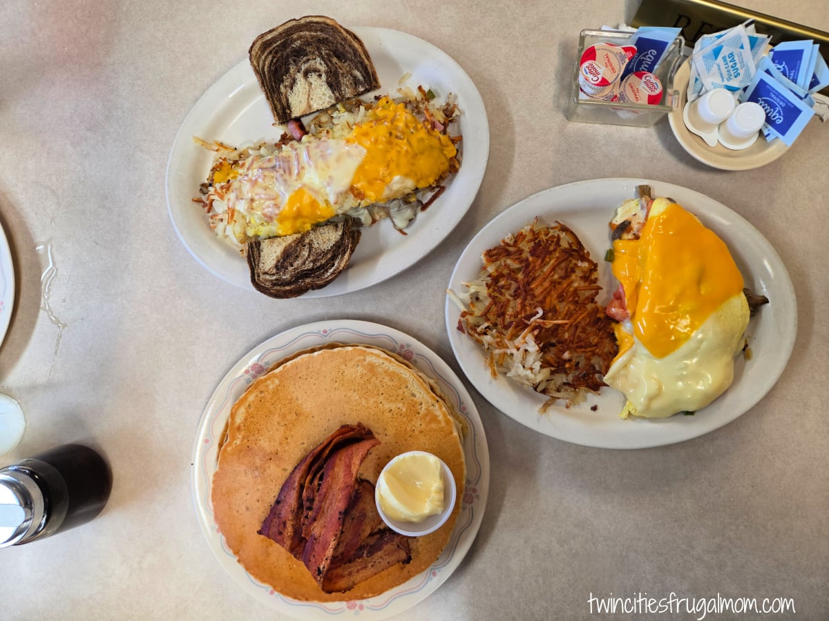 Hutchs Cafe breakfasts
