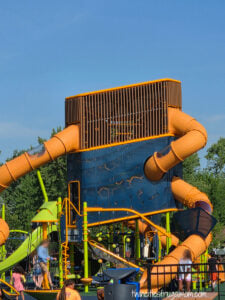 Fridley Commons Park structure